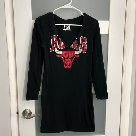 NBA Ultra Game Women's Black and Red Dress Small - Picture 1 of 5